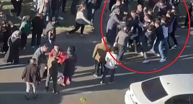 Motosikleti ile yayaya çarpan sürücüye saldırı