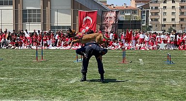 Nevşehir'de JAKEM'in 23 Nisan gösterisi ilgiyle izlendi