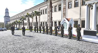 Orgeneral Bayraktaroğlu,1'inci Ordu Komutanlığı'nda incelemede bulundu