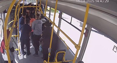 Otobüs şoförü, rahatsızlanan yolcuyu hastaneye yetiştirdi