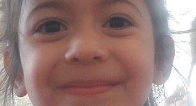 Oynarken merdivenden düşen Roza, 10 ay sonra hayatını kaybetti