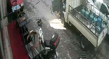 Park halindeyken hareket eden kamyoneti, 13 yaşındaki Yusuf durdurdu