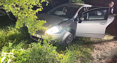 Polisten kaçan ehliyetsiz sürücü kaza yapınca yakalandı