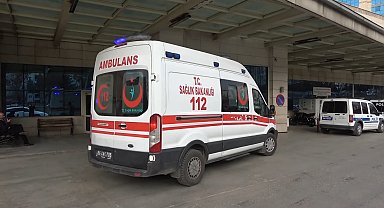 Siirt'te devrilen traktörün sürücüsü öldü