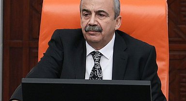 Sırrı Süreyya Önder, rahatsızlığını TBMM Genel Kurulu'nda anlatmıştı