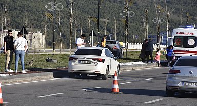 Sivas'ta iki otomobil çarpıştı: 4 yaralı