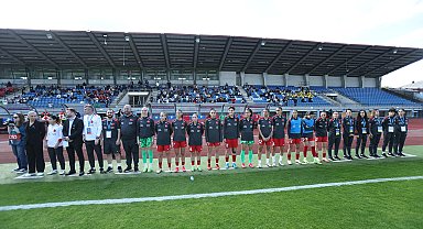 Slovenya-Türkiye: 3-0