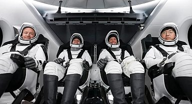 SpaceX'in uzay yolcuları Dünya'ya döndü