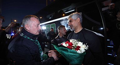 Süper Lig'i garantileyen Kocaelispor'a coşkulu karşılama