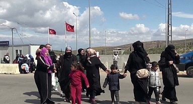 Suriyelilerin Cilvegözü'nden ülkelerine dönüşü sürüyor