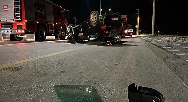 Takla atan otomobilde yangın çıktı: 1 yaralı