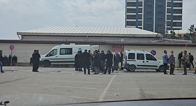 Tartıştığı eşini 15 bıçak darbesiyle öldürdü