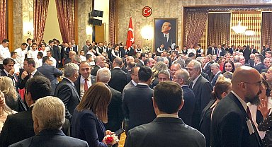 TBMM'de '23 Nisan' resepsiyonu