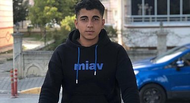 Traktörle çarpışan motosikletin sürücüsü öldü