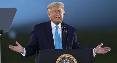 Trump ve Zelenskiy, Papa'nın cenaze töreninden önce bir araya geldi