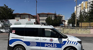 Uzaklaştırma kararı olan eski eşi bıçakla yaraladı