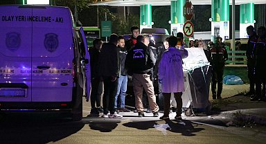 Yeni doğan bebeği çöp konteynerine annesi bırakmış