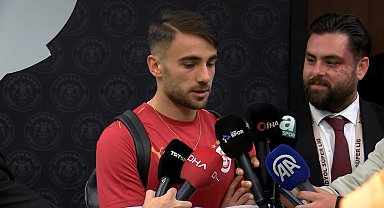 Yunus Akgün: Uzun yıllar burada kalmak istiyorum Metin eklendi