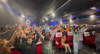 'Gezen Sinema' TIR'ı 895 bin seyirciye ulaştı