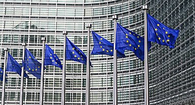 AB'den Ukrayna'ya 1 milyar avro kredi