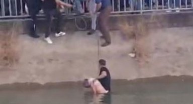 Adana'da sulama kanalında hareketsiz duran kişiyi çevredekiler kurtardı; durumu ağır