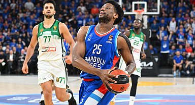 Anadolu Efes – Panathinaikos: 85-82