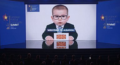 Arnavutluk'ta Cumhurbaşkanı Erdoğan ve liderlerin yapay zekayla oluşturulan çocukluk görüntüleri izletildi