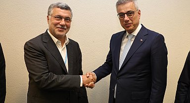 Bakan Memişoğlu, İran Sağlık Bakanı Zafergandhi ile bir araya geldi