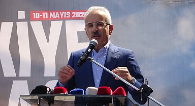 Bakan Uraloğlu, Trabzon'da bisiklet yarışlarına start verdi