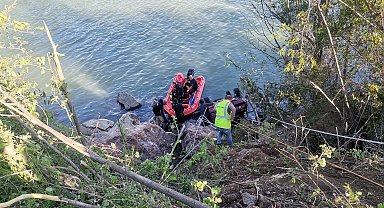 Baraj gölüne uçan otomobilin sürücüsü Emirhan, yaşamını yitirdi