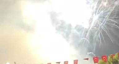 Bartın'da havai fişekleri ateşleyen işçi yaralandı