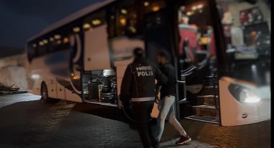 Bitlis'te yolcu otobüsünde 3 kilo 700 gram metamfetamin ele geçirildi