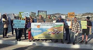 Bodrum'da kaçak iskeleler protesto edildi