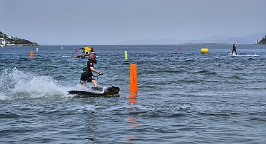Bodrum'da su jeti, flyboard ve motosurf yarışları heyecanı