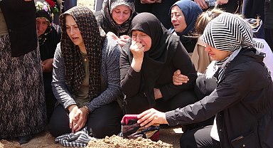 Boğazları kesilerek öldürülen kardeşler gözyaşlarıyla uğurlandı, şüpheli sorgulanıyor