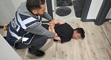 Bursa merkezli 5 ilde, kendilerini avukat olarak tanıtıp dolandıranlara operasyon; 18 gözaltı