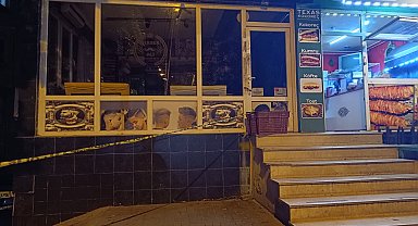 Bursa'da, berber dükkanında yapılan silahlı saldırıda çırak öldü