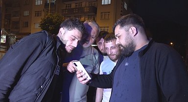 Cep telefonuyla canlı yayında oyun oynarken yıldırım düştü; o anlar kameraya yansıdı
