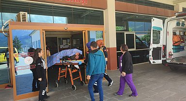 Çoban, omzundan düşen av tüfeği ateş alınca sırtından yaralandı