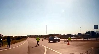 Dur' ihtarında bulunan polise çarpıp kaçtıktan sonra kaza yaptı; saklandığı menfezde yakalandı