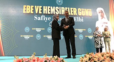 Elif Ebe, 'normal doğum'u kolaylaştıran buluşuyla ödül aldı