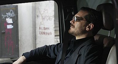 Eşref Rüya bu akşam Kanal D'de