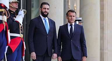 Fransa Cumhurbaşkanı Macron ve Suriye Cumhurbaşkanı Şara bir araya geldi