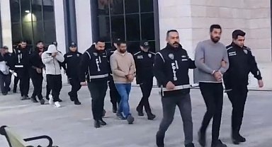 Gökçeada'da 2 aileye 'nitelikli yağma' operasyonu; 13 gözaltı