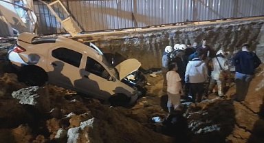 İstanbul - Arnavutköy'de bekçiye çarpan otomobil şantiyeye uçtu: 2 yaralı