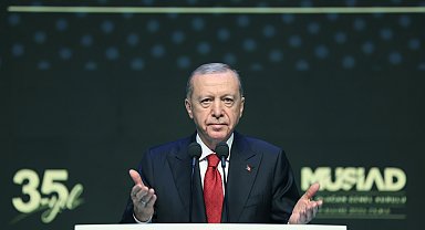 İstanbul- Cumhurbaşkanı Erdoğan: Hükümet olarak fırtınalı sularda gemiyi limana güvenle ulaştıracak iradeye sahibiz Geniş haber