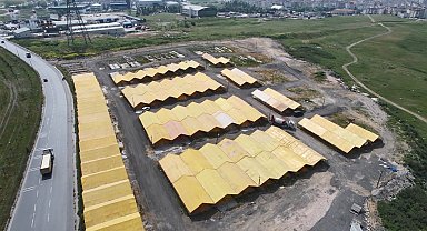 İstanbul- Esenyurt'ta kurulan kurban pazarı havadan görüntülendi