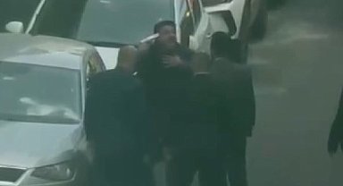 İstanbul - Şişli'de, holding önünde silahla ateş etti, güvenlik görevlilerinin müdahalesi sonrası gittiği hastanede öldü