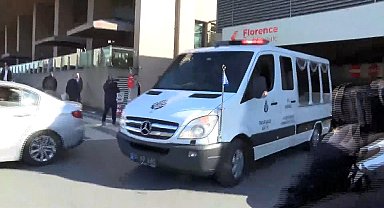 İstanbul - TBMM Başkanvekili Sırrı Süreyya Önder'in cenazesi hastaneden alındı la