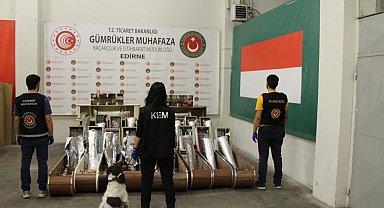 Kapıkule'de mobilya yüklü minibüste 49 kilo 866 gram esrar ele geçirildi